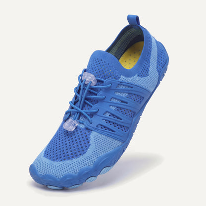 Attività Vie in Royal Blue, standing on the toe, top view of the laces